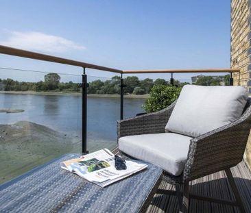 3 bedroom penthouse to rent - Photo 2