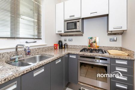 1 bedroom flat to rent - Photo 5