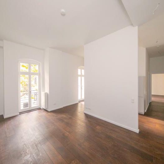 2-Zi-Whg mit Balkon EBK u. AUFZUG (green 44) - Foto 1