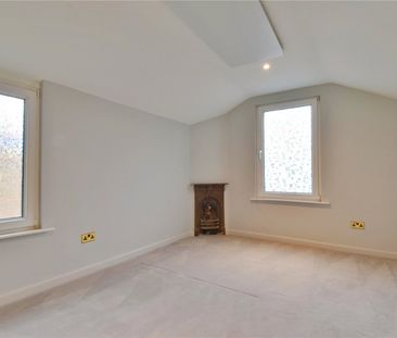 4 bedroom house to rent - Photo 3
