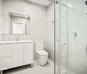 3-Bedroom Luxury Home in Prime Girraween - Photo 6