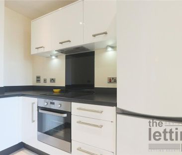 2 bedroom apartment to rent - Photo 4