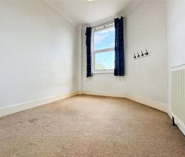 4 bedroom terraced house to rent - Photo 4