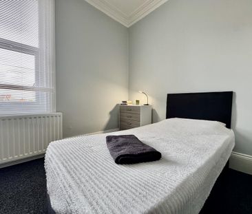 6 bedroom house share to rent - Photo 1