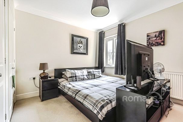 Bishops Court, 30 New Road, Ascot, SL5 - Photo 1