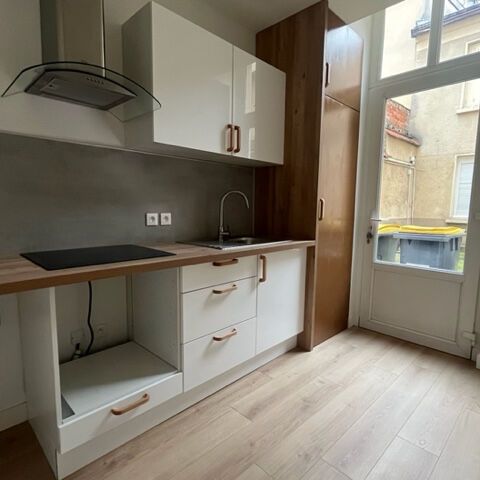 Appartement à louer - REIMS - RUE DE VENISE - Photo 1