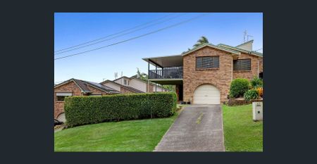 Coastal Living with Ocean Views – Elevated Duplex in East Banora - Photo 5