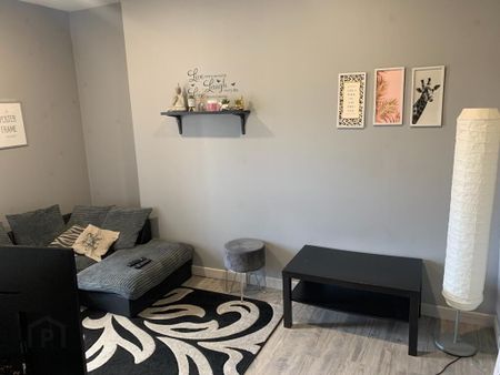 Unit B, 37 Thomas St, Dungannon, BT70 1HW - Photo 2