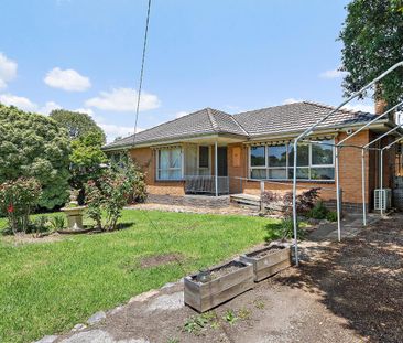 Spacious 3-Bedroom Home with a Huge Backyard in a Prime Lilydale Lo... - Photo 3