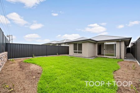 Bright and spacious 4-bedroom home - Photo 2