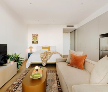 Studio (Furnished) - Photo 2