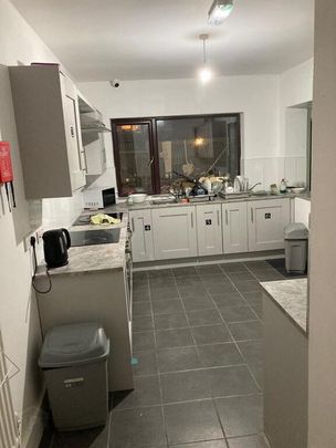 47 Malone Avenue, Belfast, BT9 6ET - Photo 1