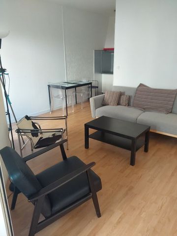 Location Appartement 2 pièces 37m² NARBONNE 11100 - Photo 2