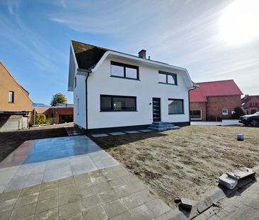 Uitstekend gelegen, charmevolle woning met 3 slaapkamers. - Foto 1