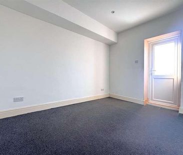 Cavendish Place, Eastbourne, BN21 - Photo 4