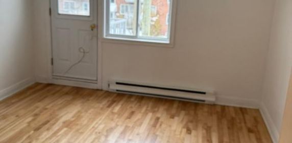 Métro Langelier, à louer, 41/2, - Photo 2