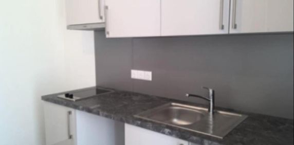 location Appartement T2 DE 39.28m² À LE PLESSIS ROBINSON - Photo 2