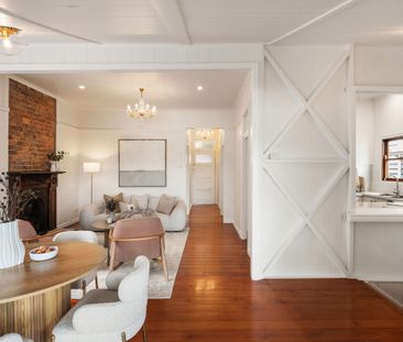 Stunning Renovated Queenslander - Photo 4
