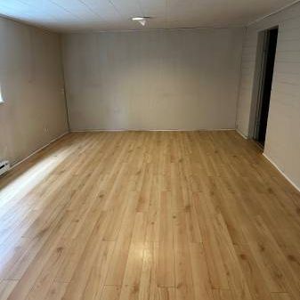 1 bedroom ground floor unit in prime location - Photo 1