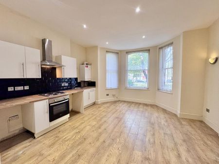 2 bedroom apartment to rent - Photo 3