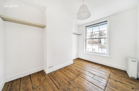 4 bedroom terraced house to rent - Photo 5