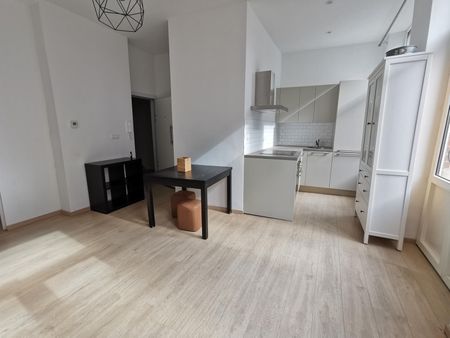 Appartement meublé 1 chambre + bureau à 1000 Bruxelles - Photo 3