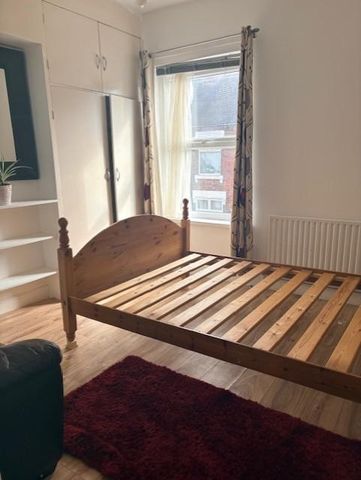 3 bedroom terraced house to rent - Photo 5