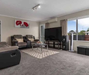 LEVIN - 3 BEDROOM + SLEEPOUT - Photo 2