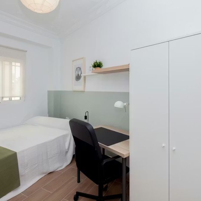 Carrer tres Forques, Valencia, Valencian Community 46018 - Photo 1