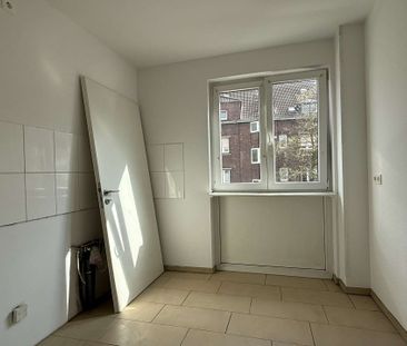 BARRIEREFREIE ZENTRUMSNAHE - ZWEIZIMMERWOHNUNG - MIT LOGGIA, AUFZUG... - Foto 1