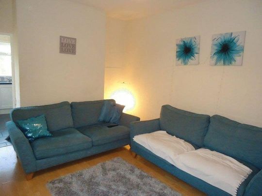 5 bedroom terraced house to rent - Photo 1