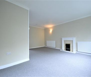 3 Bedroom Terraced To Let - Photo 2