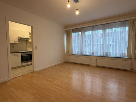 Appartement met twee slaapkamers in het hart van Drogenbos - Photo 2