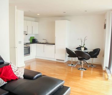 NV Building, 98 The Quays, Salford Quays, M50 - Photo 3