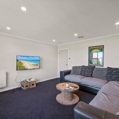 Solid Stobo - Photo 1