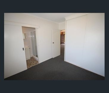 Quiet Location - Photo 4