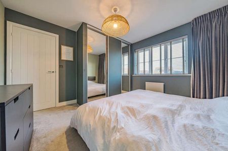 Bury St. Edmunds, Suffolk, IP32 - Photo 5