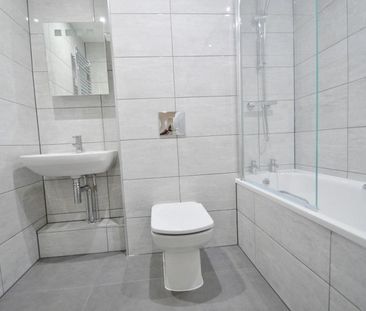 61 Chalvey Road East, Slough, Berkshire,SL1 - Photo 5