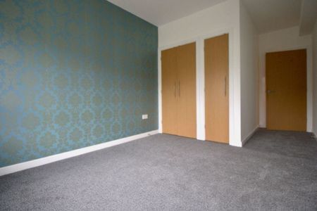 1 Bedroom - Photo 3