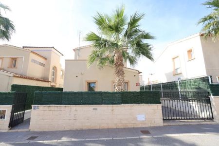 Alquiler temporada larga . El Raso - Photo 4