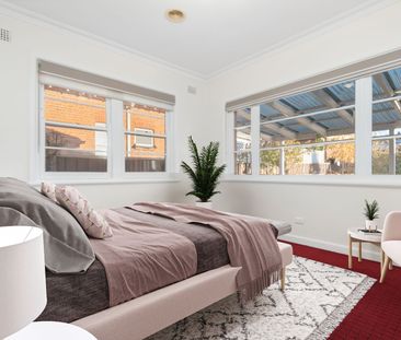 Charming CBD Cottage with Character & Sunlit Living - Photo 2