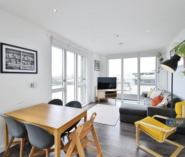 2 bedroom flat to rent - Photo 1