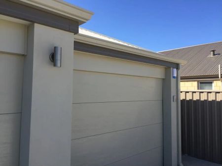 “Compact Studio Living - 2 x 1 x 1 Duplex” - Photo 4