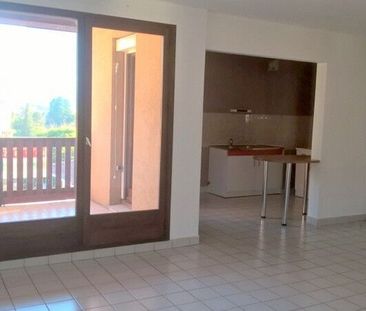 Appartement À Louer 4 Pièces , 82 M² - Photo 3