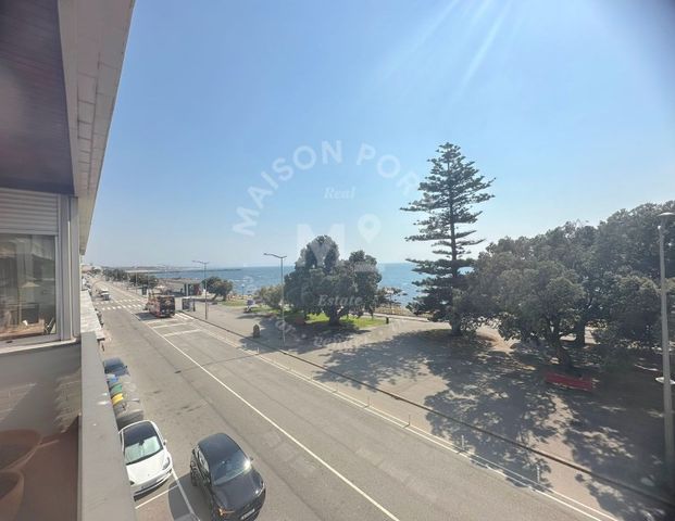 Apartamento T4 em Porto - Photo 1