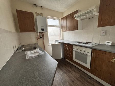 Seaside, Eastbourne - Photo 3