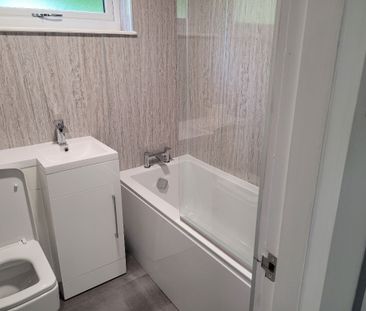 1 Ballinard Gardens, Broughty Ferry, Dundee - Photo 5