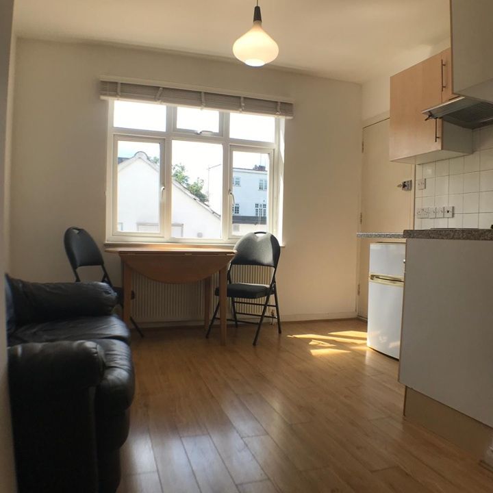 Studio Flat, Hendon, NW4 - Photo 1