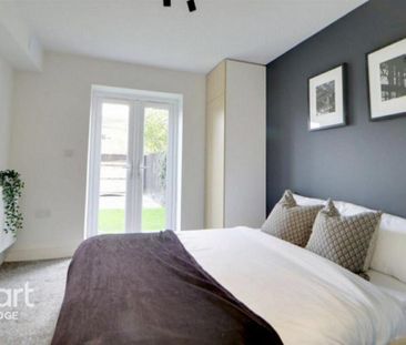 1 bedroom in a house share to rent - Photo 5