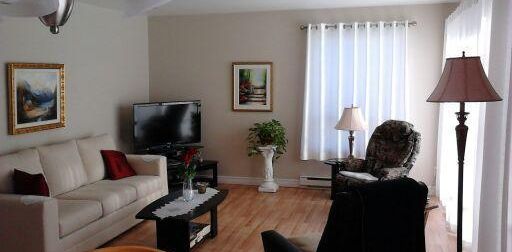 4 1/2 à partir du 1er novembre 2025, 3e étage, ascenseur piscine quiétude - Photo 2